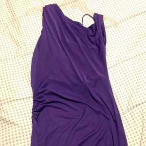 BCBG MAXAZRIA ruched midi dress. SZ : XS
